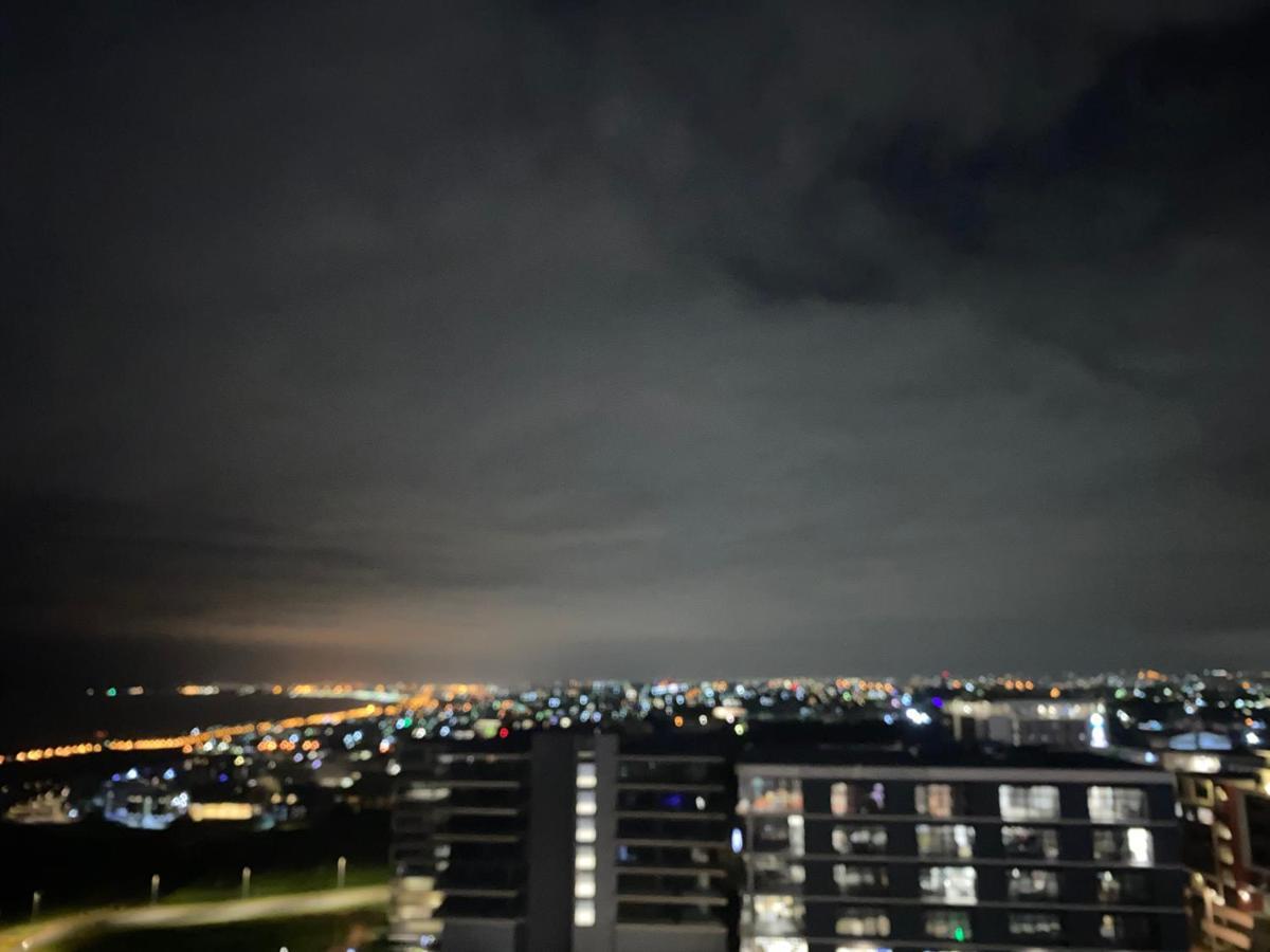 Umhlanga Arch 10Th Floor- Sea Views! Apartamento Durban Exterior foto